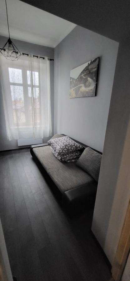 Apartament Pod Wieza Apartment Piotrków Trybunalski Exterior foto